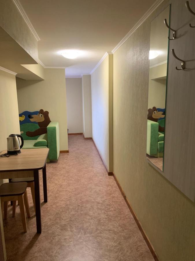 Mega City Apart otel Kiev Dış mekan fotoğraf